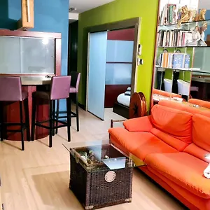 acogedor-apartamento-girona-centro.topcostabravahotels.com/